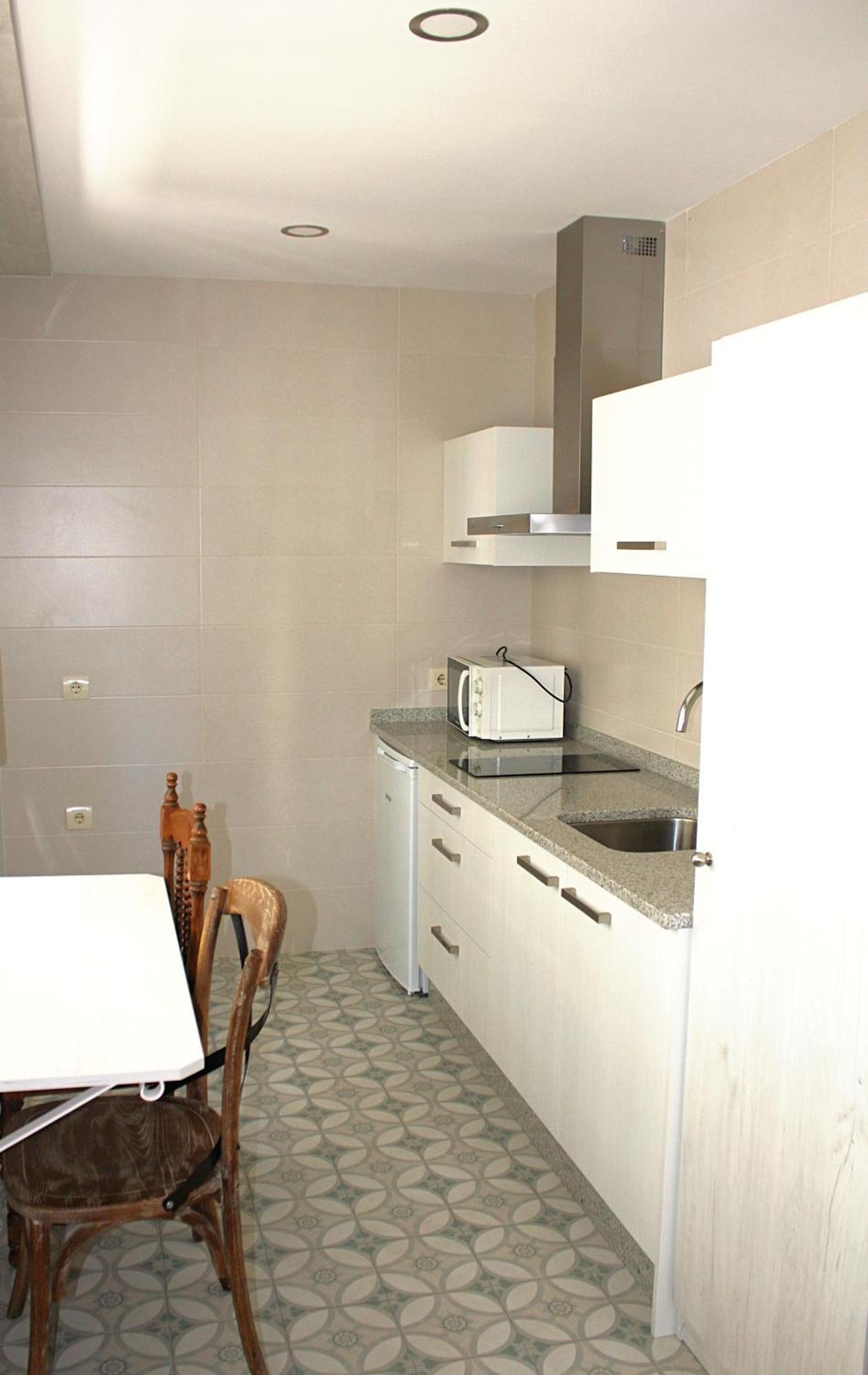 א גוארדה Hotel Bruselas מראה חיצוני תמונה
