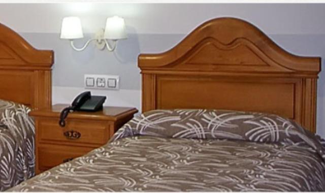 א גוארדה Hotel Bruselas חדר תמונה